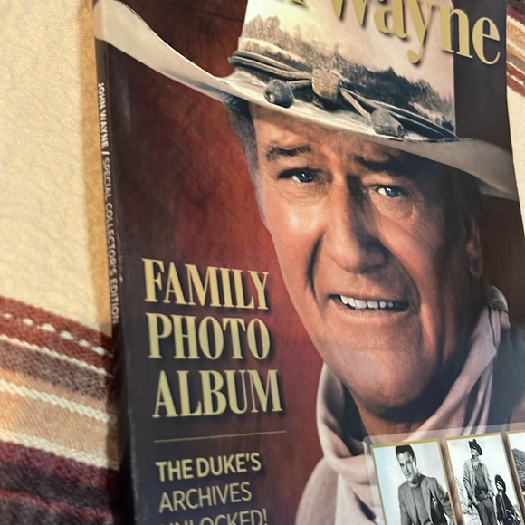 John Wayne Family Photo Album 2014 Special Collector’s Edition - Picture 2 of 9